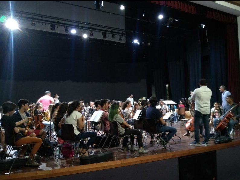 La Orquesta Sinfónica Joven de Barranquilla se estrena con concierto navideño