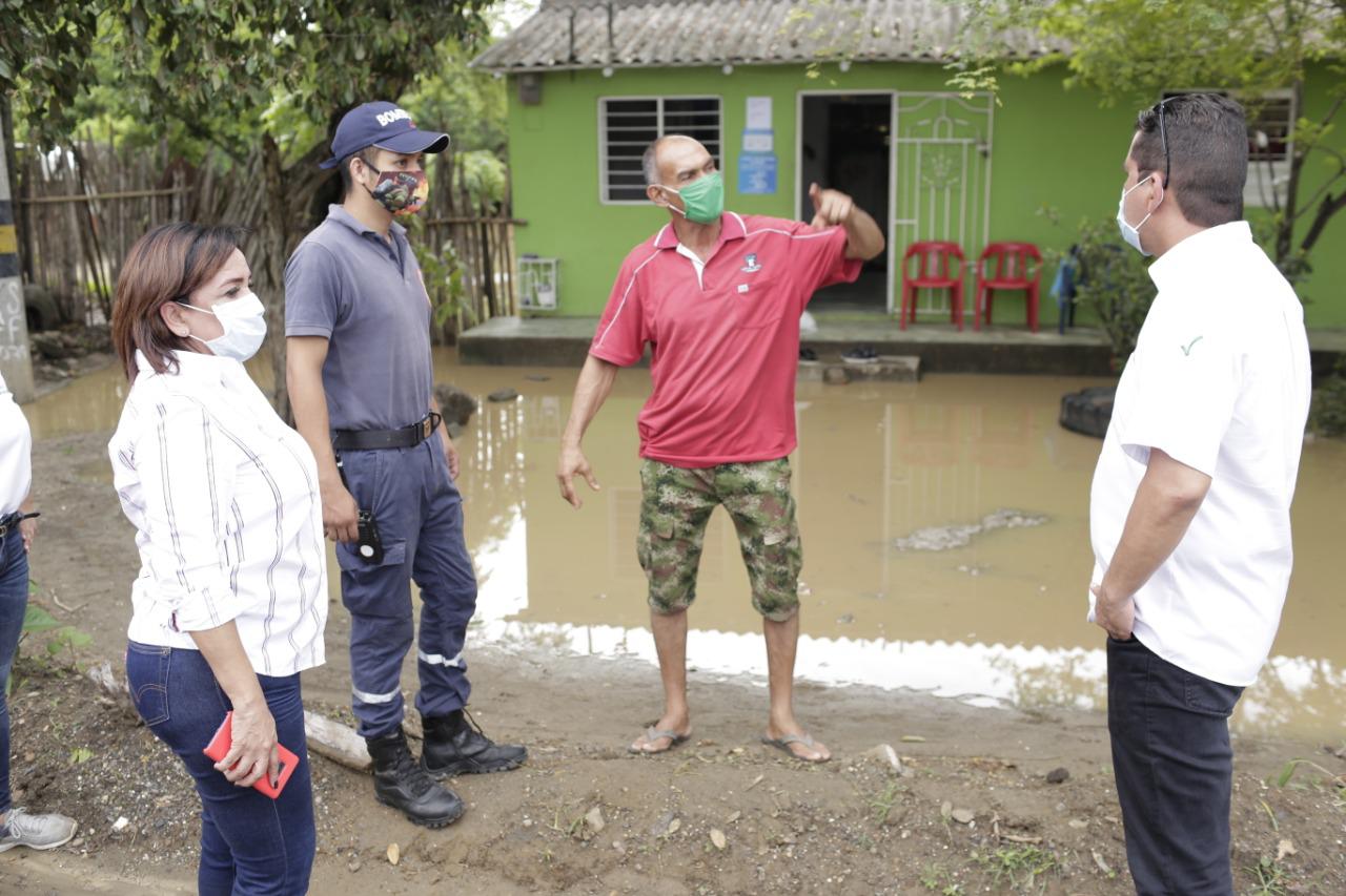 Autoridades realizan censo en 5 municipios afectados por fuertes vientos