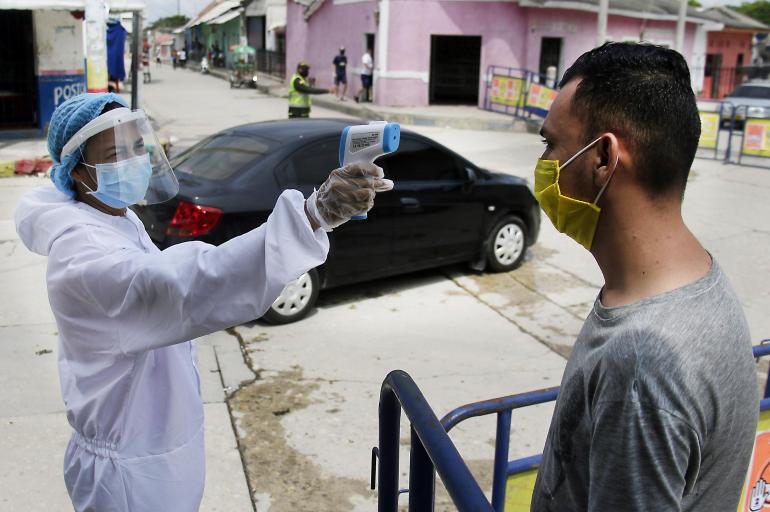 Los barrios con cercos sanitarios en Barranquilla reciben acompañamiento de la Alcaldía en Barranquilla