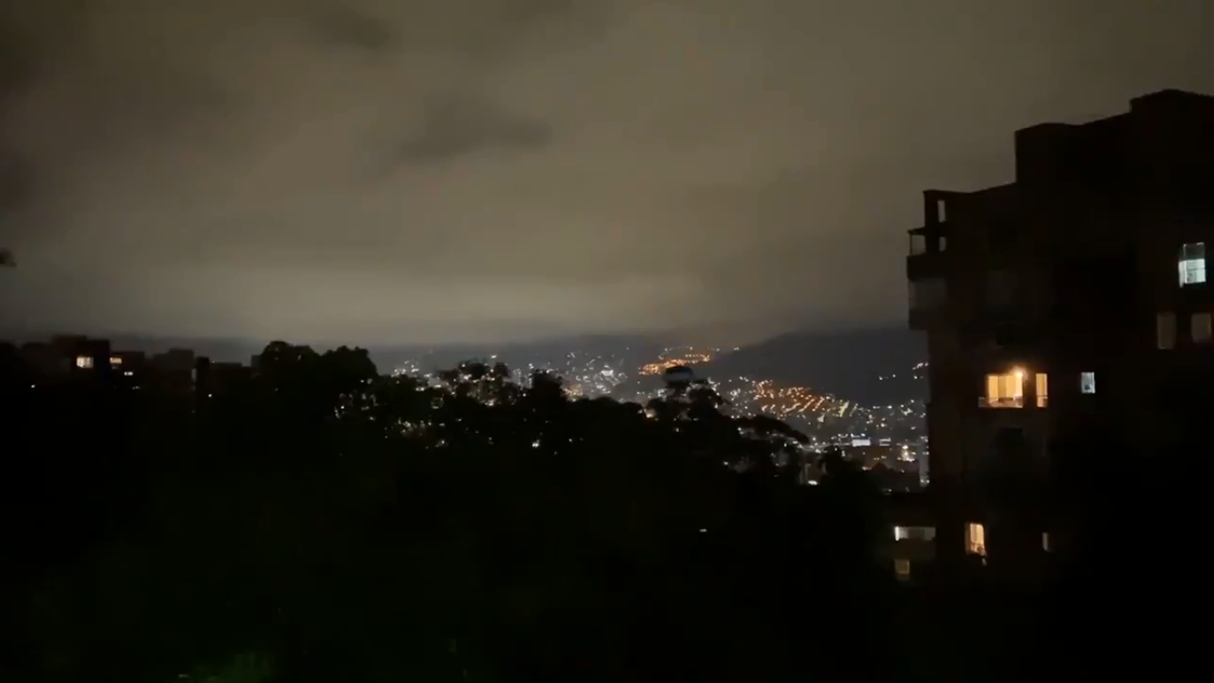 Ensordecedor ruido del cielo que causó terror en Medellín