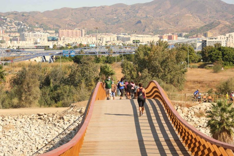 En Málaga la mayor pasarela peatonal europea