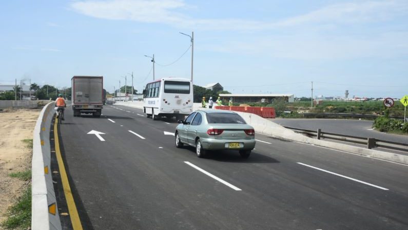 Gobernación habilita calzada de la calle 30
