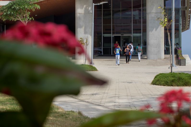 Beca Julio Muvdi para posgrados en Uninorte