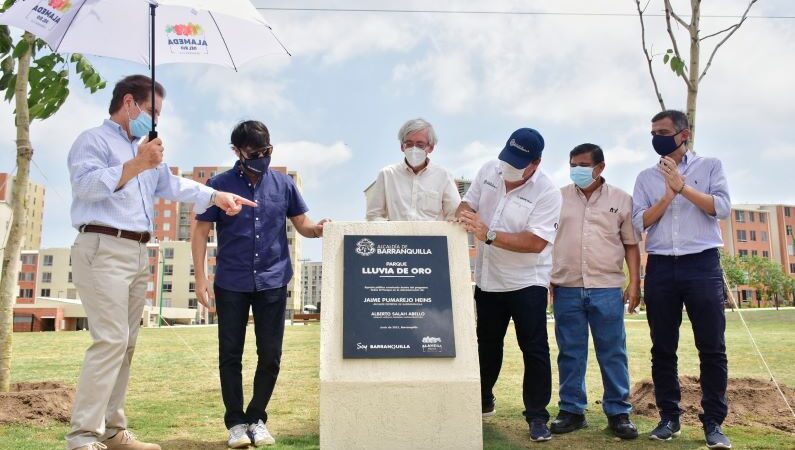 Alameda del Río estrena parques