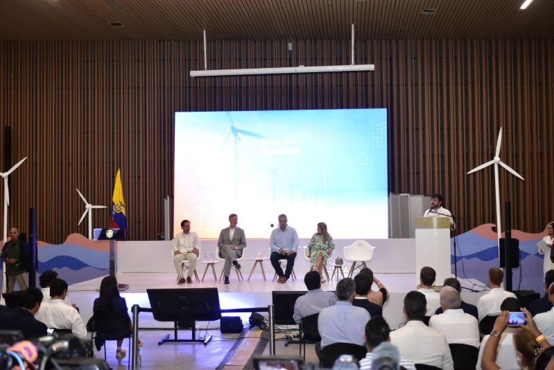 Barranquilla ahora es la ciudad «energética» de Colombia: Presidente Iván Duque