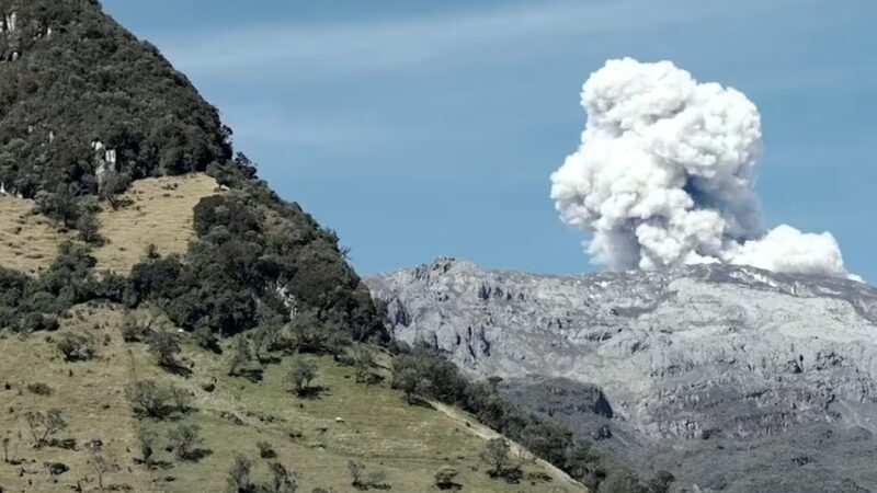 Aumenta fracturación de roca al interior del nevado del Ruíz