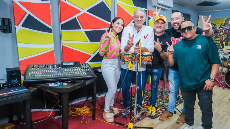 Ganadores del concurso «Tú Voz Atlántico» graban jingle de  campaña de  Verano