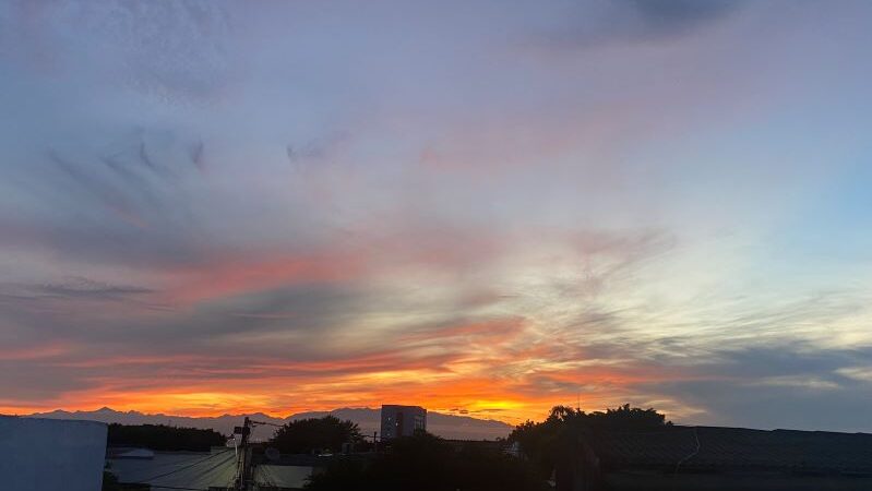 El cielo de noviembre está para «alquilar balcón»