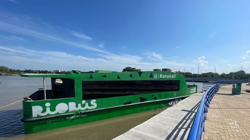 El Karakalí: el transporte fluvial y sostenible de Barranquilla