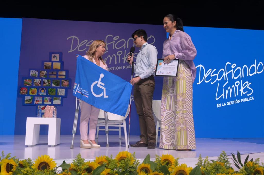 ‘Desafiando Límites en la Gestión Pública’: libro de la gobernadora Elsa Noguera