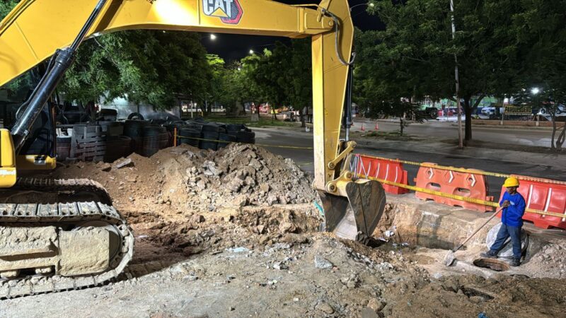 Triple A avanza en reparación del colector afectado en puente de la 30
