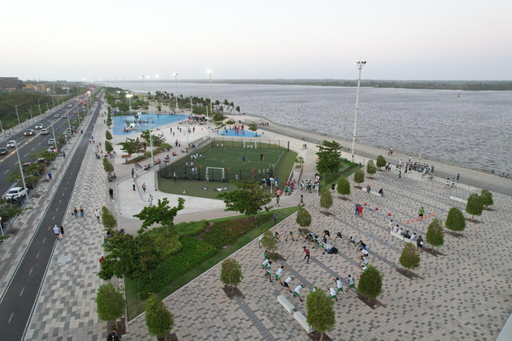 El Gran Malecón es popular en el mundo según Tripadvisor. Este sitio representativo de la capital del Atlántico tiene 5,5 kilómetros de longitud.