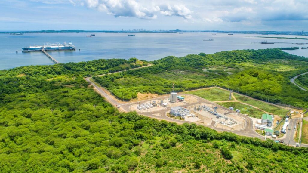 Promigas: Colombia necesita reactivar nuevos contratos de gas natural. SPEC LNG es la única terminal de regasificación de Colombia, ubicada en la bahía de Cartagena de Indias, cerca de las fuentes de suministro de GNL en la región. Foto: gnlglobal