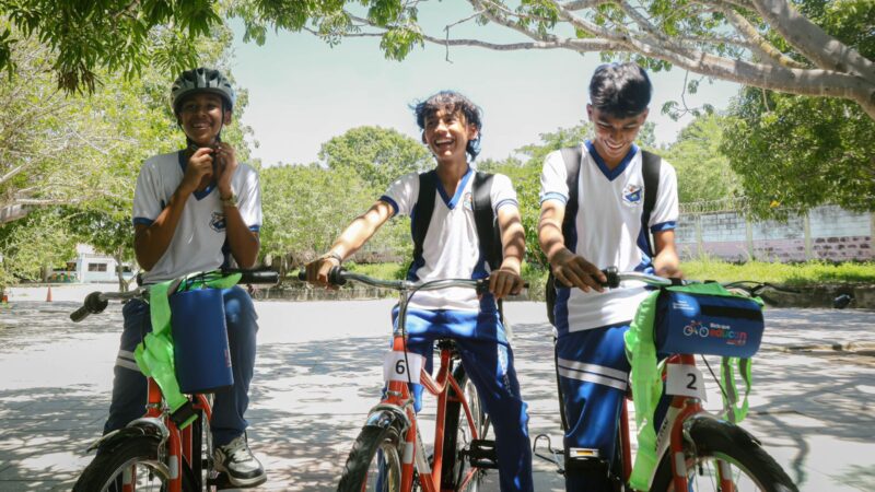 Atlántico: Bicicletas para evitar la deserción escolar