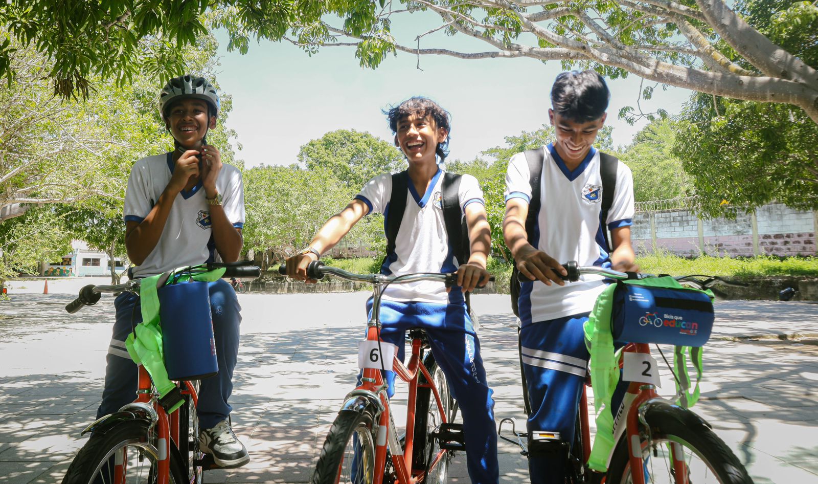 Atlántico: Bicicletas para evitar la deserción escolar