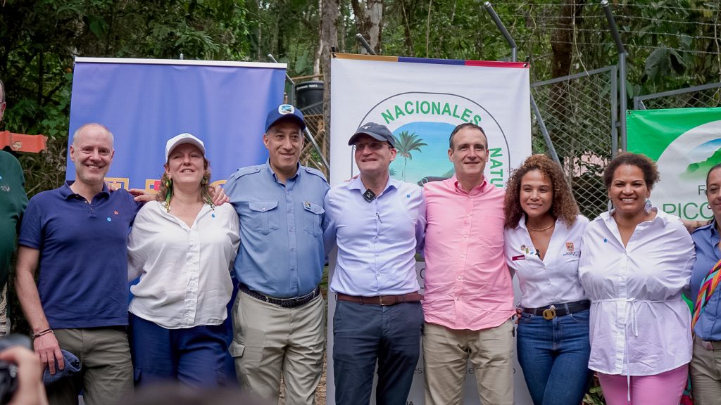  El Parque Nacional Natural Farallones captura la atención en la COP16. En la foto: Luisz Olmedo Martínez Zamora, director de Parques Nacionales Naturales de Colombia; Helena Storm, Embajadora de Suecia en Colombia; Jakob Granit, Director de la Agencia Sueca de Cooperación para el Desarrollo Internacional (Asdi); y Mabel Lara, Secretaria de Turismo de Cali. Foto: Parques Nacionales Naturales de Colombia.