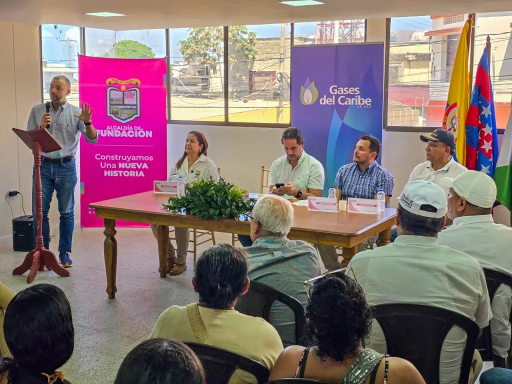 Ciro Monsalvo, Subgerente Zona Magdalena de Gases del Caribe, durante la socialización del programa a través del cual se conectarán 5.578 nuevos usuarios al servicio de gas natural en Cesar y Magdalena.