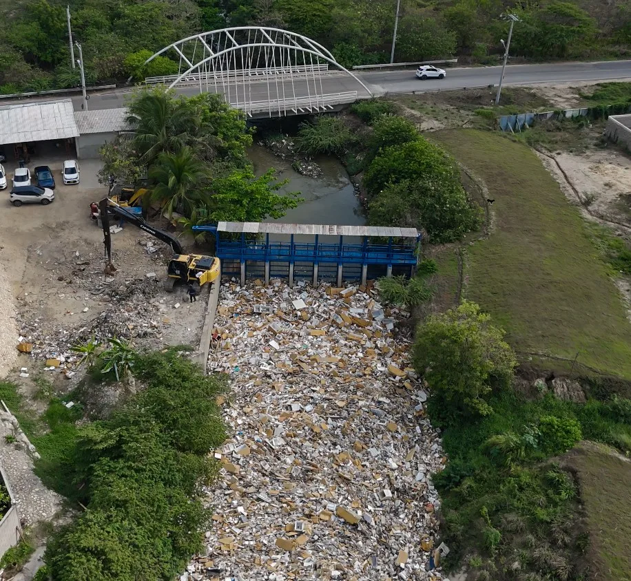Barranquilla fortalece su gestión hídrica con la trampa del arroyo León y operativos continuos de limpieza
