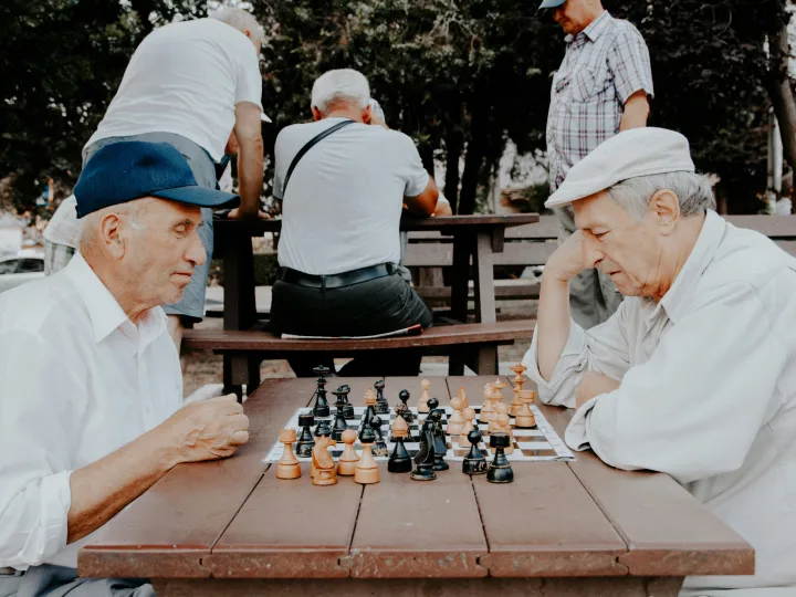 Animación sociocultural con adultos mayores: clave para el bienestar y la participación