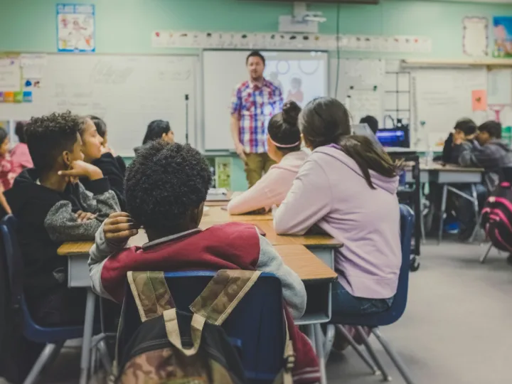 España impulsa la educación inclusiva con participación ciudadana